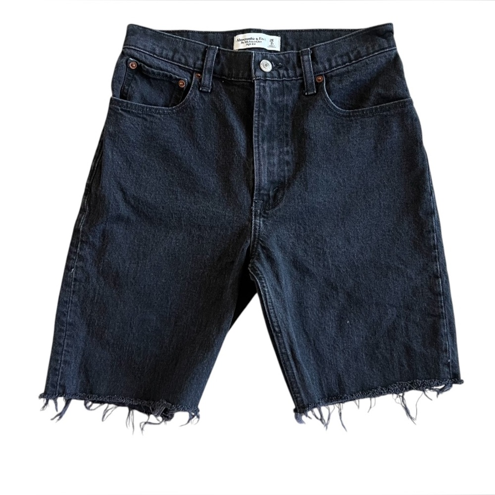 Abercrombie & Fitch 90s Relaxed Jeans High Rise Cutoff Short
